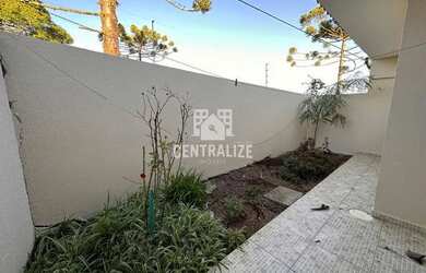 Imagem: A casa possui 2 Dormitórios, 1 Banheiro, 1 Vaga na garagem