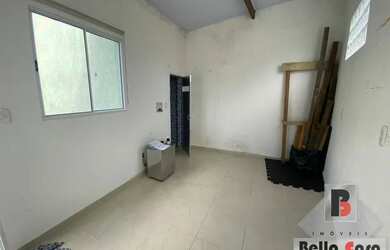 Imagem 5: Casa de vila fechada com portão de acesso a venda na mooca