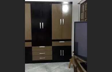 Imagem: A casa possui 3 Dormitórios, 3 Banheiros, 1 Vaga na garagem