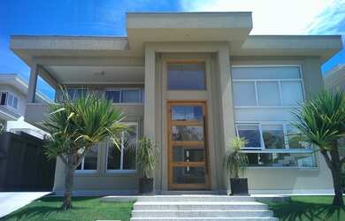 Imagem: A casa em condomínio possui 4 Dormitórios, 5 Banheiros, 5