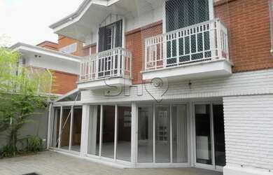 Imagem 5: Casa de condomínio moderna, aconchegante, cheia de charme e elegância....