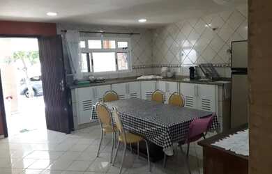 Imagem 7: Duas Residências com piscina na Praia de matinhos