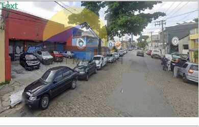 Imagem: O depósito para alugar possui 5 Vagas na garagem e 490m² de