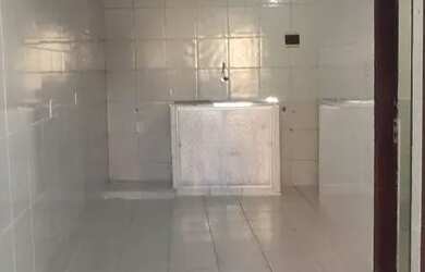 Imagem: A casa para alugar possui 2 Dormitórios, 1 Banheiro e 40m²