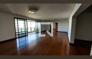 Imagem: O apartamento possui 4 Dormitórios, 5 Banheiros, 3 Vagas na