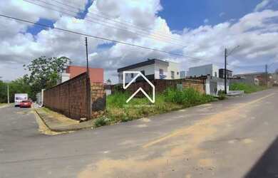 Imagem: O terreno possui 360m² de Área e está localizado em Parque