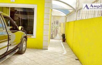 Imagem: A casa possui 3 Dormitórios, 3 Banheiros, 2 Vagas na garagem