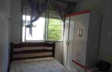 Imagem: O apartamento possui 1 Dormitório, 1 Banheiro, 1 Vaga na garagem