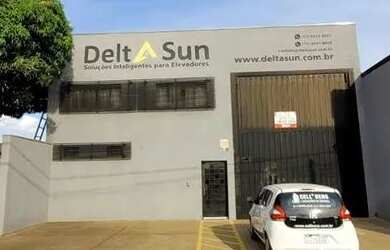 Imagem: O depósito possui 2 Vagas na garagem, 250m² de Área e está