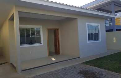 Imagem: A casa possui 2 Dormitórios, 1 Banheiro, 1 Vaga na garagem