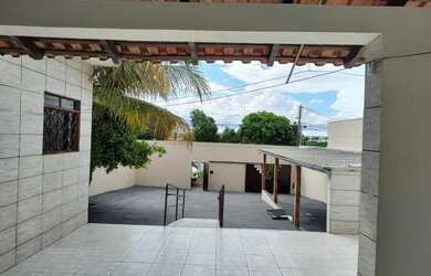 Imagem 10: Linda casa para família com espaço para lazer e segurança