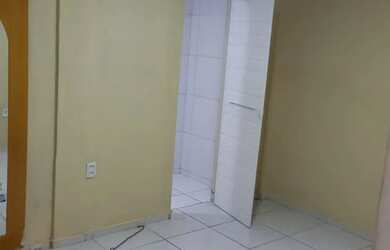 Imagem: A casa possui 3 Dormitórios, 3 Banheiros e 1 Vaga na garagem