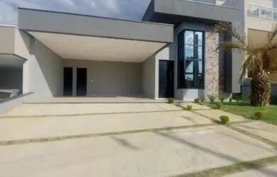 Imagem: A casa em condomínio possui 3 Dormitórios, 4 Banheiros, 4