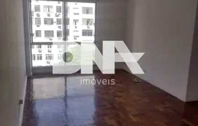 Imagem: O apartamento possui 3 Dormitórios, 3 Banheiros, 1 Vaga na