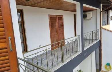 Imagem 10: Casa no bairro JD. Veneza em Volta Redonda com 4 quartos sendo 3 suítes, 2 salas