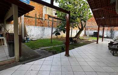 Imagem 3: Oportunidade no parque 10, terreno grande