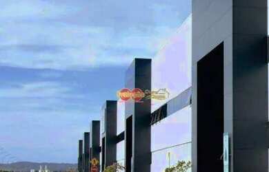 Imagem: O depósito possui 5 Vagas na garagem, 8656m² de Área e está