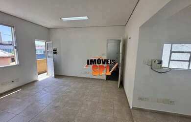 Imagem: O depósito possui 110m² de Área e está localizado em Água