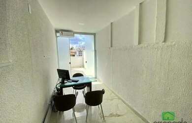 Imagem: O depósito possui 20m² de Área e está localizado em Glória