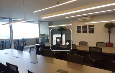 Imagem: O depósito possui 2 Vagas na garagem, 68m² de Área, Imóvel