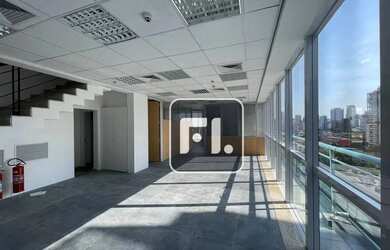 Imagem: O depósito possui 5 Vagas na garagem, 398m² de Área e está