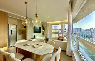 Imagem: O apartamento possui 3 Dormitórios, 2 Banheiros, 2 Vagas na