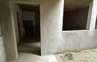 Imagem: A casa possui 1 Dormitório, 1 Banheiro e está localizado