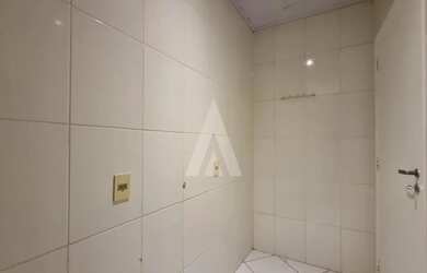 Imagem 14: Loja com 2 salas, 1 lavabo, copa e despensa no bairro América