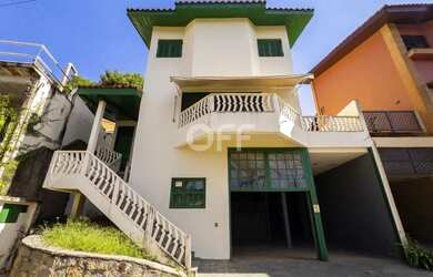 Imagem: A casa em condomínio possui 3 Dormitórios, 5 Banheiros, 4