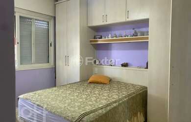 Imagem: O apartamento possui 3 Dormitórios, 1 Banheiro, 1 Vaga na garagem