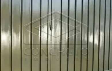 Imagem: A casa possui 3 Dormitórios, 5 Banheiros, 4 Vagas na garagem