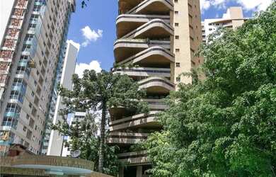 Imagem: Agua Verde, Ed. Royal Garden, 04 suítes com hidro, 05 vagas