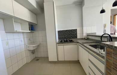 Imagem: O apartamento possui 2 Dormitórios, 2 Banheiros, 1 Vaga na