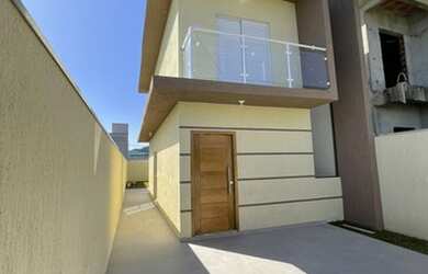 Imagem: A casa em condomínio possui 2 Dormitórios, 1 Banheiro, 2 Vagas