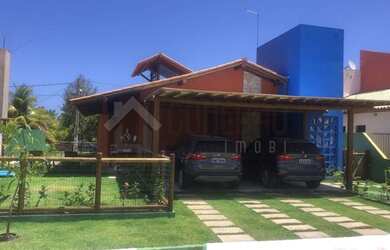 Imagem: A casa em condomínio possui 3 Dormitórios, 2 Banheiros, 1