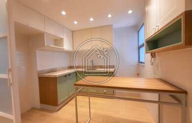 Imagem 5: Apartamento para venda possui 70 metros quadrados com 2 quartos em Icaraí...