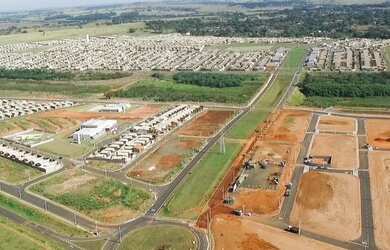 Imagem: VENDE-SE TERRENOS COMERCIAIS EM AV -EPLATZ RIO PRETO