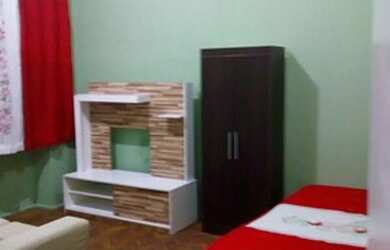 Imagem 2: Conjugado centro. Imóvel mobiliado, Varanda, 1 Banheiroe1 Dormitório