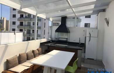 Imagem: O apartamento na cobertura possui 2 Dormitórios, 1 Banheiro