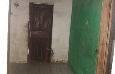 Imagem 2: Vendo ou troco casa por casa, ou carro. Valor 55 mil