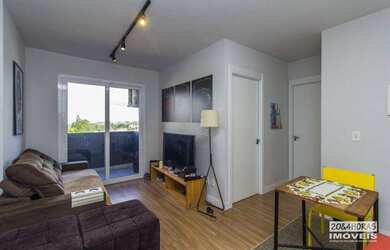 Imagem: O apartamento possui 2 Dormitórios, 1 Banheiro, 1 Vaga na garagem