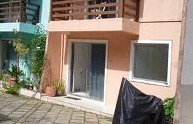 Imagem: A casa possui 3 Dormitórios, 3 Banheiros, 1 Vaga na garagem