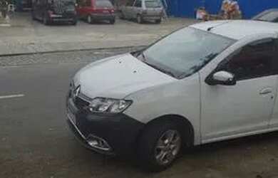 Imagem 2: Alugue Galpao/Terreno. 300m² de Áreae5 Vagas na garagem