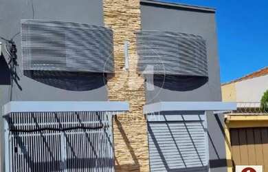 Imagem: O depósito possui 1 Vaga na garagem, 155m² de Área e está