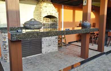 Imagem: A casa em condomínio possui 3 Dormitórios, 3 Banheiros, 1