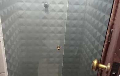 Imagem: O apartamento possui 2 Dormitórios, 1 Banheiro, 2 Vagas na