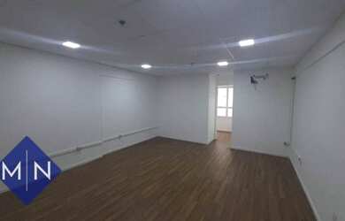 Imagem: O depósito possui 1 Vaga na garagem, 38m² de Área e está