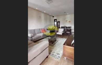 Imagem: A casa em condomínio possui 3 Dormitórios, 4 Banheiros, 3