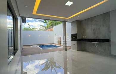 Imagem 15: Casa moderna completa com piscina, churrasqueira e suíte master