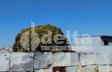 Imagem: O terreno possui 520m² de Área e está localizado em Tibery